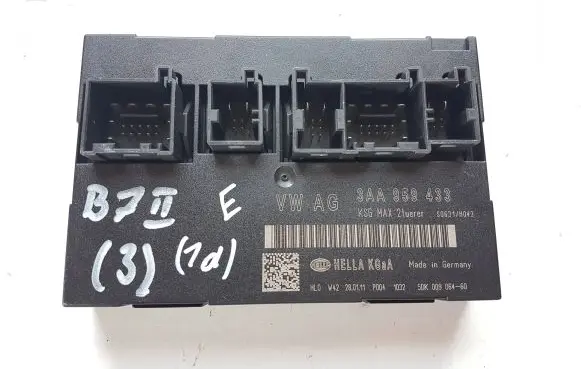 Volkswagen PASSAT B7 Comfort/convenience module 3AA959433