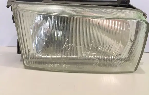 Volkswagen Transporter - Caravelle T4 Headlight/headlamp 7R0144438