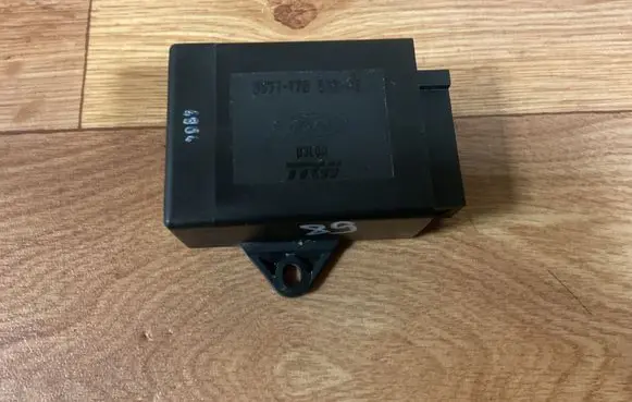 Ford Mondeo Mk III Light module LCM 3S7T17D539AB