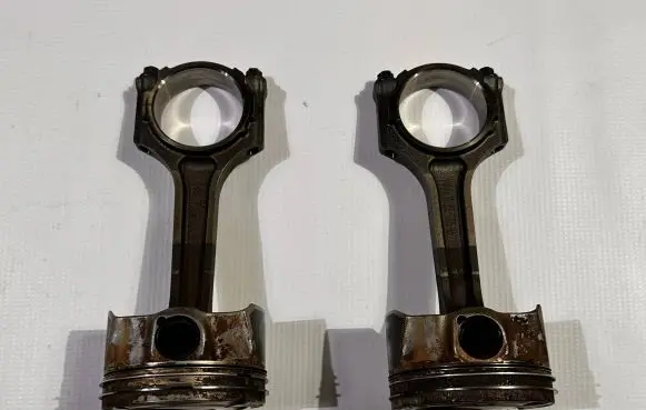 Ford Explorer VI Piston with connecting rod RFLB5-6205-AB