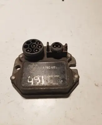 BMW 3 E30 Ignition amplifier control unit 1705607