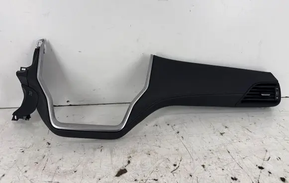 Subaru Outback (BT) Panel trim 66077AN70A 66077AA