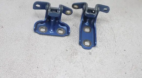 Opel Crossland X Rear door hinge set P19122 A046057 P19112