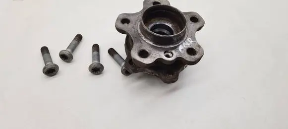BMW 5 G30 G31 G38 Front wheel bearing hub 31206866316