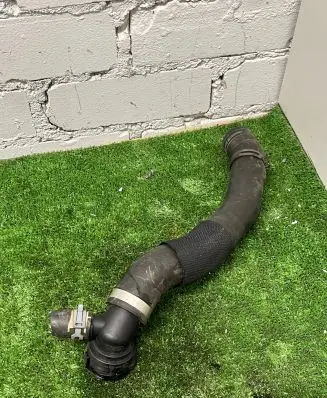 Audi Q7 4M Engine coolant pipe/hose 4M0122055DF