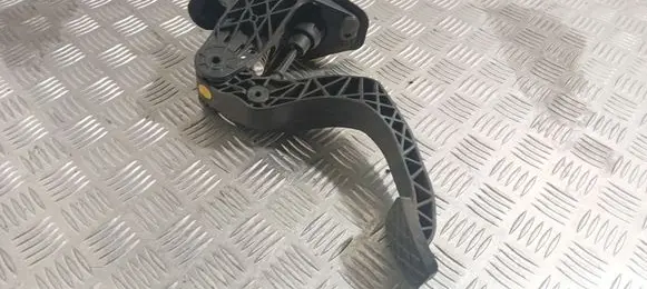 Skoda Rapid (NH) Clutch pedal 6C1721059M