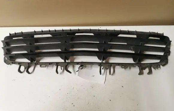 Opel Astra H Front bumper lower grill 24460271 875768702