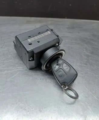 Mercedes-Benz CLK A209 C209 Ignition lock 2095450908