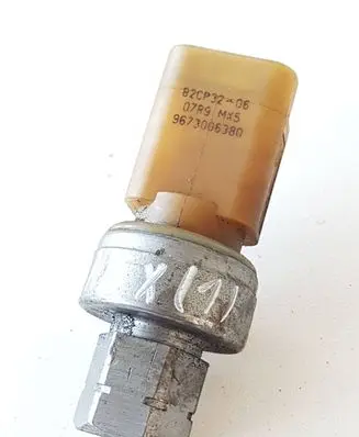 Air conditioning (A/C) pressure sensor