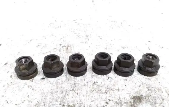 Nuts/bolts