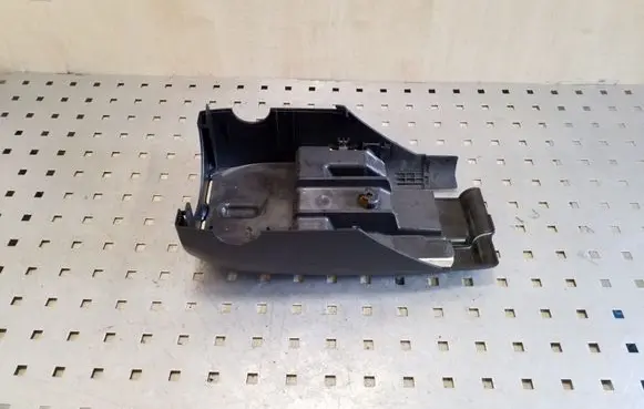 Steering wheel column trim