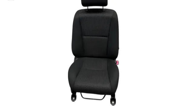 Toyota Corolla Verso AR10 Front passenger seat 714300F180B0 710720F060B0 719100F020B0