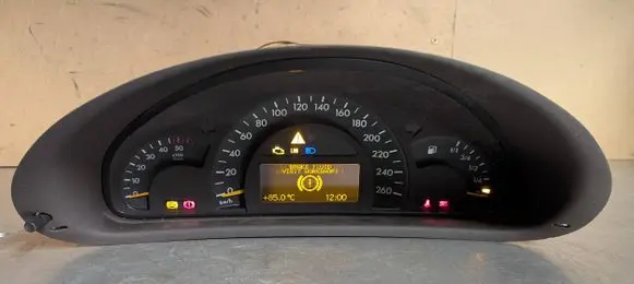 Mercedes-Benz C W203 Speedometer (instrument cluster) A2035403047 110080231