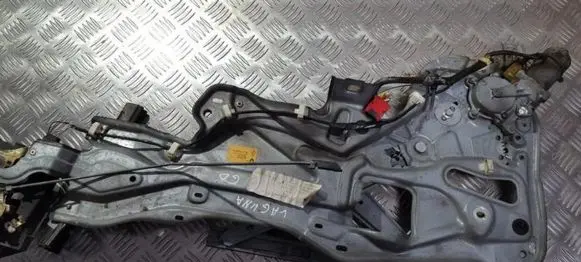 Renault Laguna I Sliding door window regulator with motor 7701672420