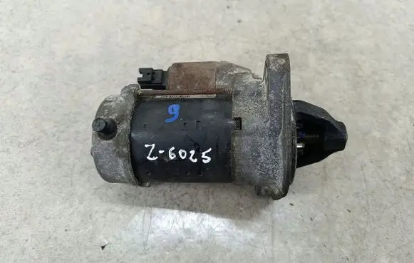Toyota Corolla Verso E121 Starter motor 