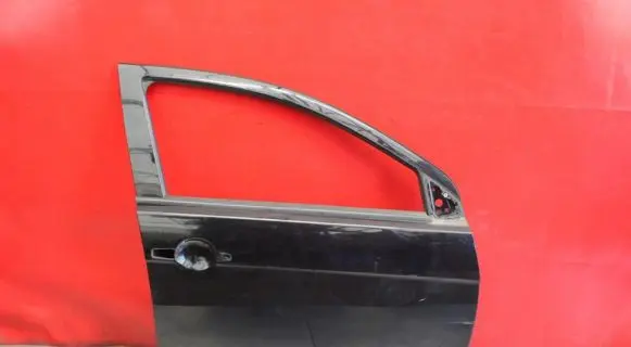 Mitsubishi Lancer VIII Front door