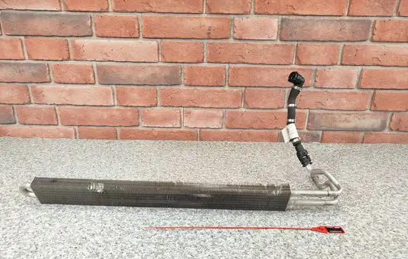 BMW X6 E71 Power steering radiator 7606254