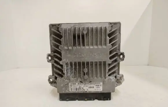 Ford Focus C-MAX Engine control unit/module 3M5112A650AB 5WS40211BT