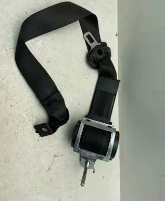 Opel Vectra B Front seatbelt 566331211