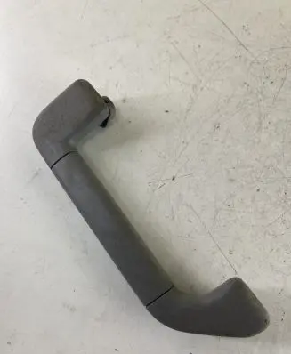 Volkswagen Touareg I Front interior roof grab handle 7L0857608A