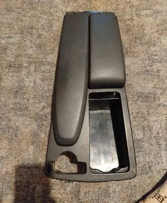 Mercedes-Benz C W204 Armrest A2046801339 0005032511 0005032590