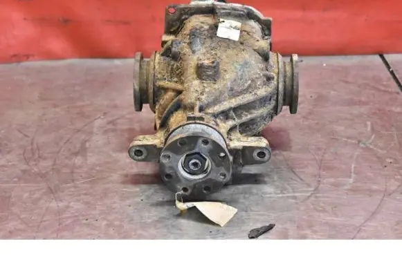 BMW X3 E83 Rear differential