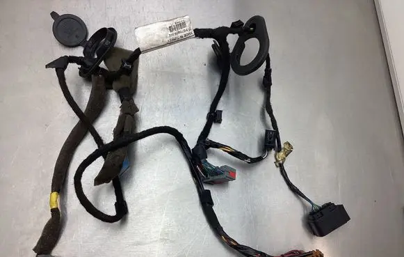 Volvo V70 Rear door wiring loom 31275905