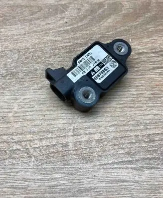 Alfa Romeo 156 Airbag deployment crash/impact sensor 60678863