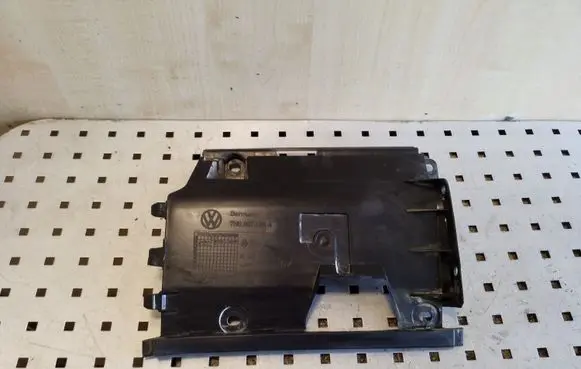 Volkswagen Transporter - Caravelle T5 Bumper support mounting bracket corner 7H0807129A