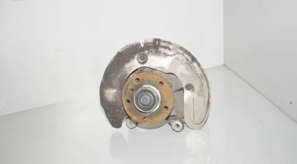 BMW 2 F45 Front wheel hub 6876646 31216876646 6870838