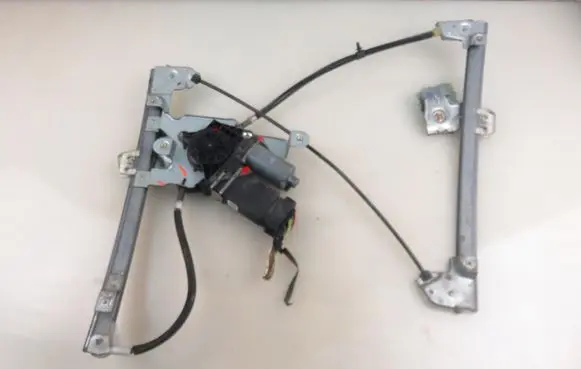 Skoda Octavia Mk1 (1U) Front door window regulator with motor 1J1837602J