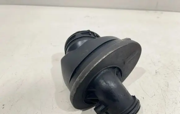 Mercedes-Benz E W211 Intercooler hose/pipe 6460980307