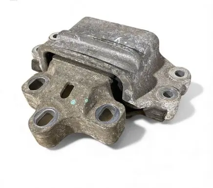 Engine mount bracket