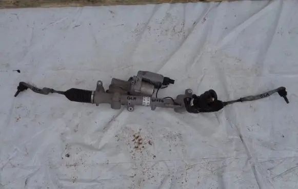 Mercedes-Benz GLA W156 Steering rack A2464602501