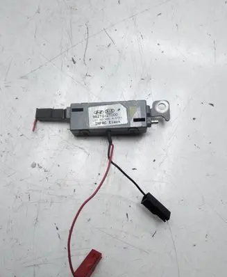 KIA Optima Aerial antenna amplifier 962712T000