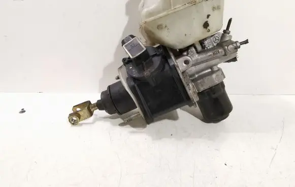 Mercedes-Benz E W211 Master brake cylinder 0204221045