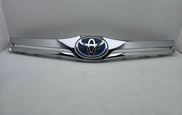 Toyota Auris 150 Front bumper upper radiator grill 5312102110