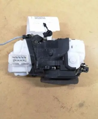 Citroen C5 Front door lock