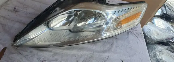 Ford Mondeo MK IV Headlight/headlamp 