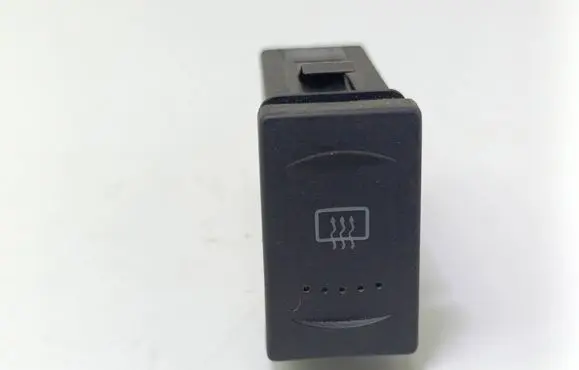 Volkswagen PASSAT B5.5 Windscreen/window heater switch 3B0959621C