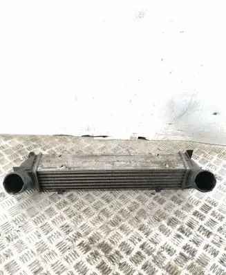 BMW 1 E81 E87 Intercooler radiator 3093796