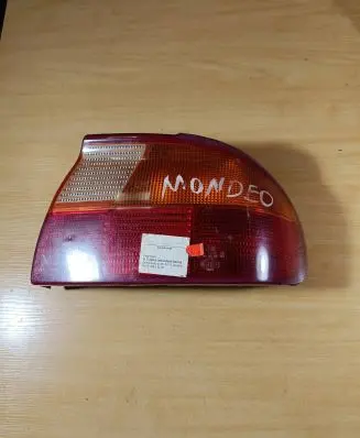Ford Mondeo MK I Rear/tail lights 93BG13A602AA