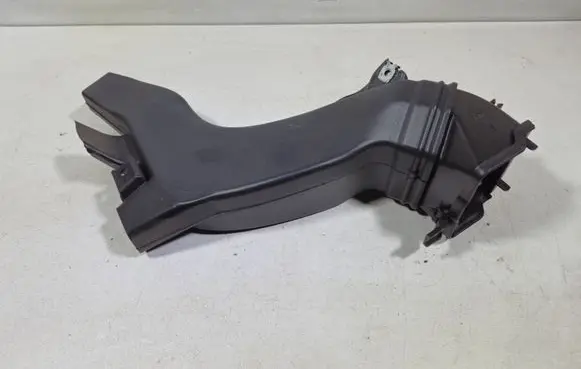 Volkswagen Crafter Air intake duct part 7C1819151