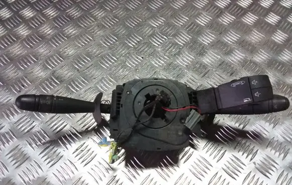 Renault Laguna II Wiper turn signal indicator stalk/switch 8200002460