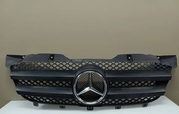 Mercedes-Benz Sprinter W906 Front bumper upper radiator grill A9068800385