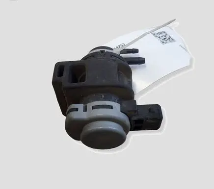 Renault Megane III Turbo solenoid valve 8200575400