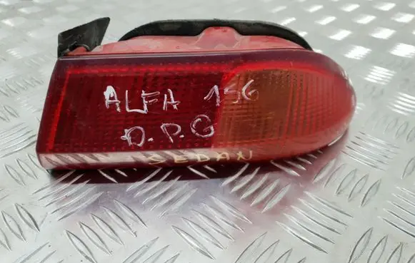Alfa Romeo 156 Rear/tail lights 29042001