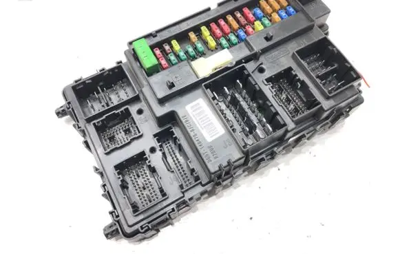 Ford Mondeo MK V Fuse box set DG9T-15604-CL