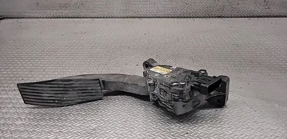 Opel Vectra C Accelerator throttle pedal 9186725