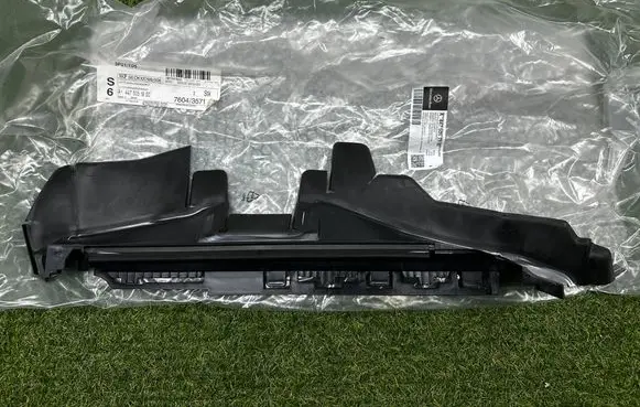 Mercedes-Benz Vito Viano W447 Intercooler air guide/duct channel A4475051900